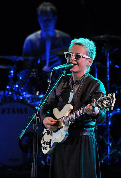 click for enlarge 680 X 1000 160,8 Kb picture