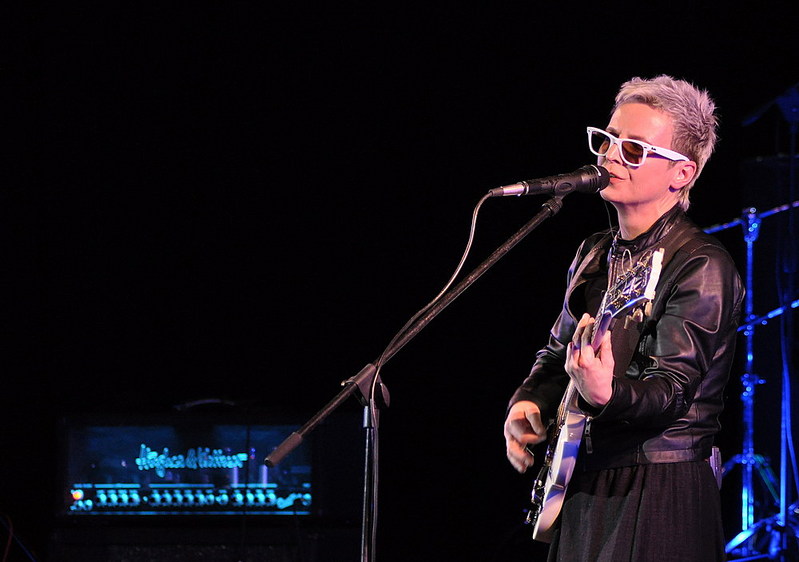 click for enlarge 1000 X 703 113,2 Kb picture