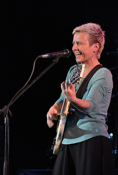 click for enlarge 676 X 1000 127,5 Kb picture