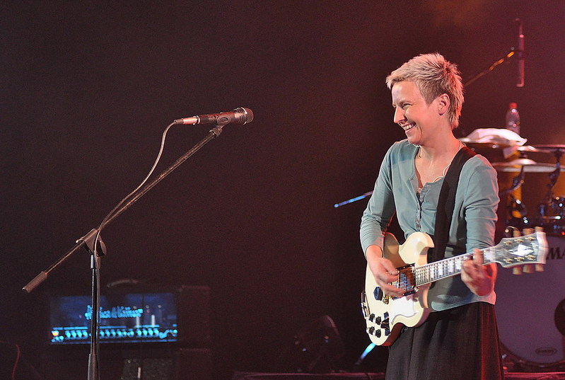 click for enlarge 1000 X 672 153,8 Kb picture