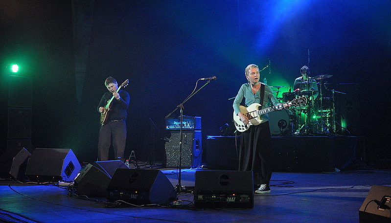 click for enlarge 1000 X 571 136,2 Kb picture