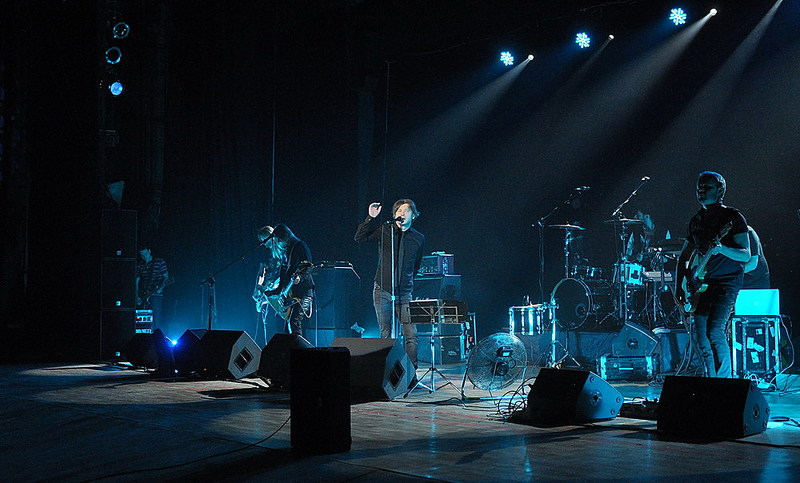 click for enlarge 1000 X 604 156,2 Kb picture