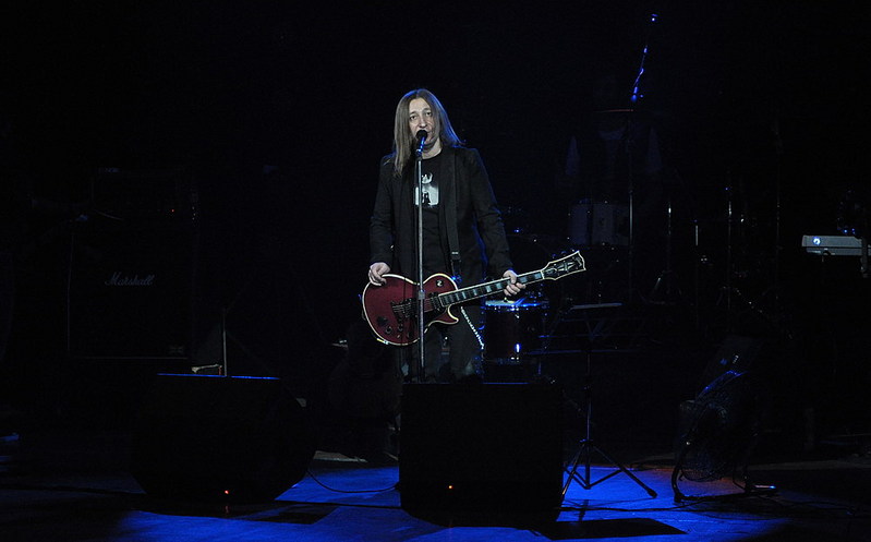 click for enlarge 1000 X 622 78,6 Kb picture