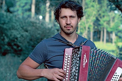 click for enlarge 604 X 403 86,6 Kb picture