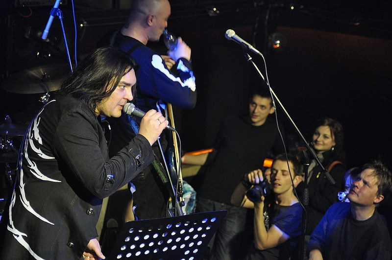 click for enlarge 1000 X 664 158,4 Kb picture