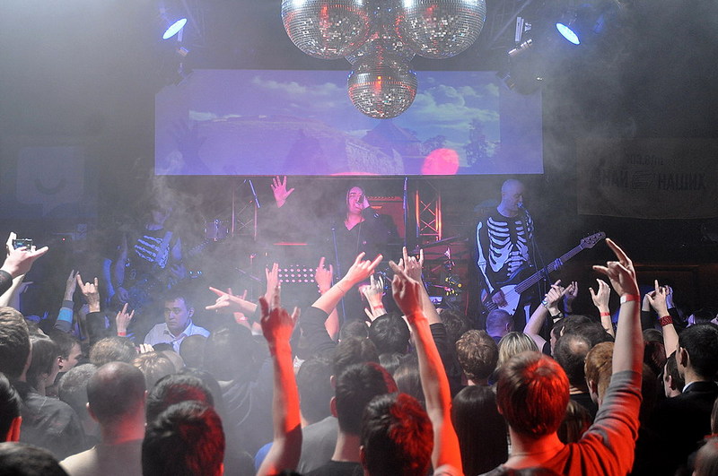 click for enlarge 1000 X 664 166,1 Kb picture