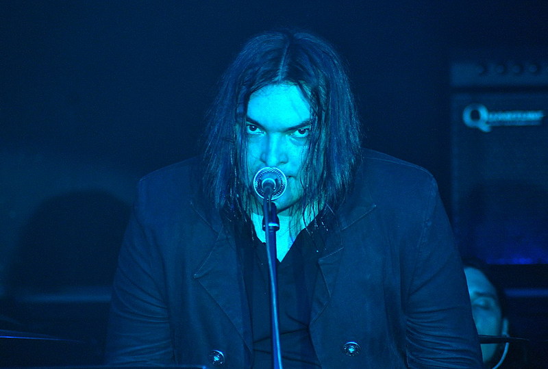 click for enlarge 1000 X 674 122,2 Kb picture