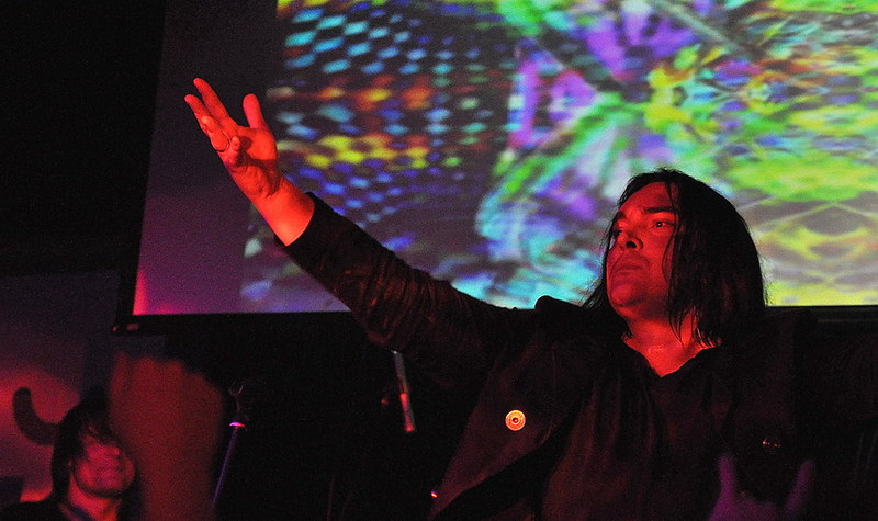 click for enlarge 1000 X 594 149,0 Kb picture