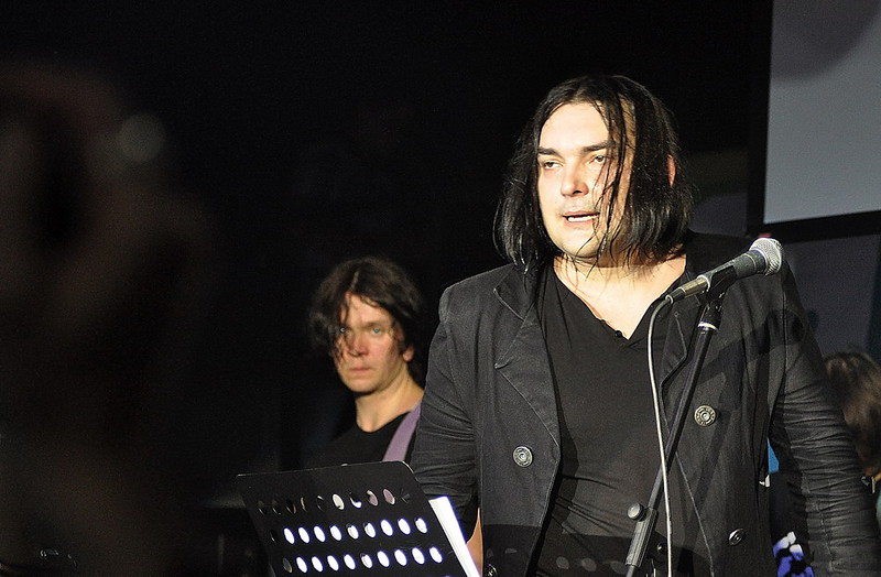 click for enlarge 1000 X 655 144,4 Kb picture