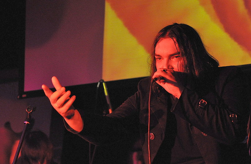 click for enlarge 1000 X 655 142,7 Kb picture