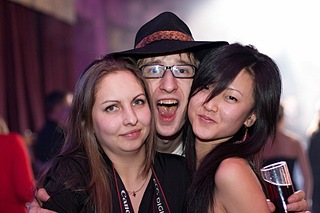 click for enlarge 807 X 538 102,1 Kb picture