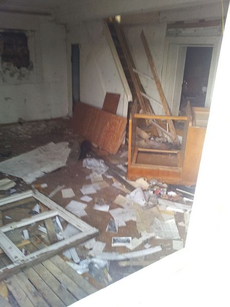 click for enlarge 800 X 1067 94,8 Kb picture