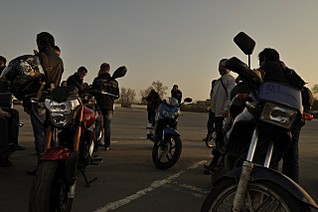 click for enlarge 640 X 425 49,5 Kb picture