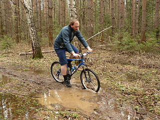 click for enlarge 400 X 300 93,7 Kb picture