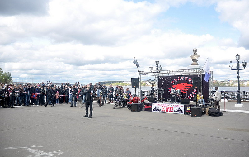 click for enlarge 1000 X 630 148,1 Kb picture