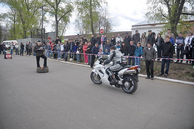 click for enlarge 1000 X 664 237,4 Kb picture