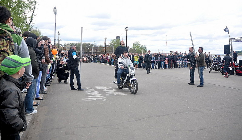 click for enlarge 1000 X 577 160,0 Kb picture