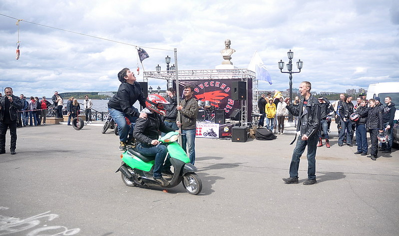 click for enlarge 1000 X 592 177,3 Kb picture