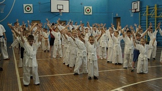click for enlarge 448 X 252  98,2 Kb picture