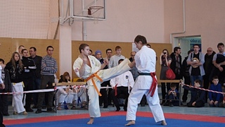click for enlarge 448 X 252  92,3 Kb picture