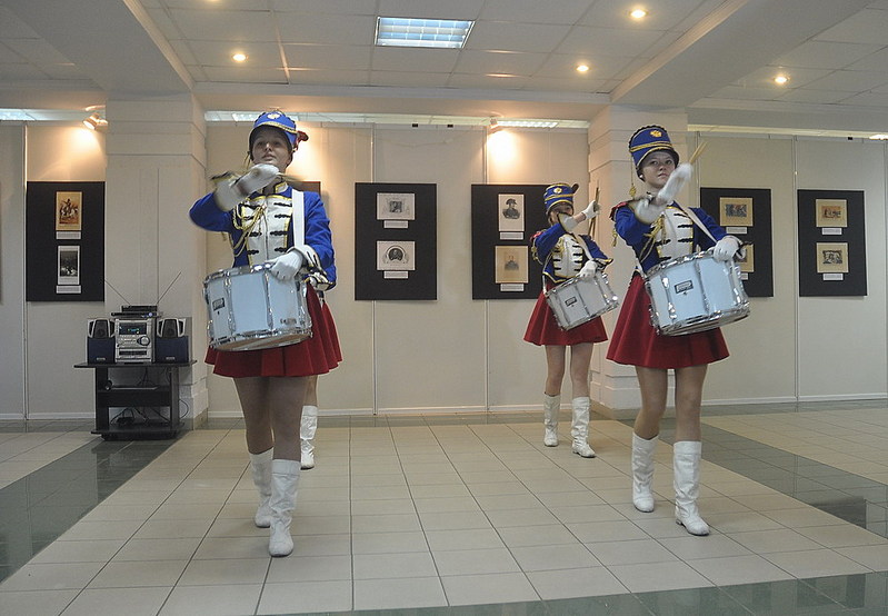 click for enlarge 1000 X 693 155,7 Kb picture