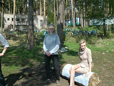 click for enlarge 1000 X 750 532,5 Kb picture