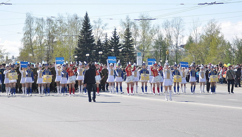 click for enlarge 1000 X 568 226,1 Kb picture