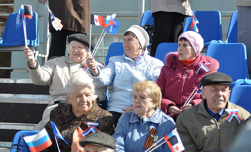 click for enlarge 1000 X 606 207,1 Kb picture