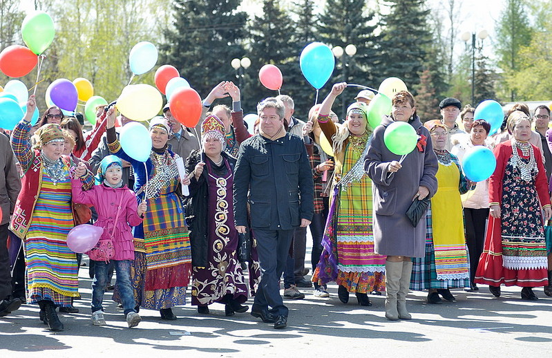 click for enlarge 1000 X 648 288,6 Kb picture