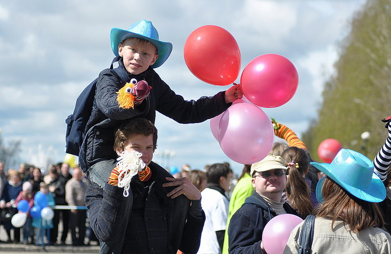 click for enlarge 1000 X 650 167,7 Kb picture