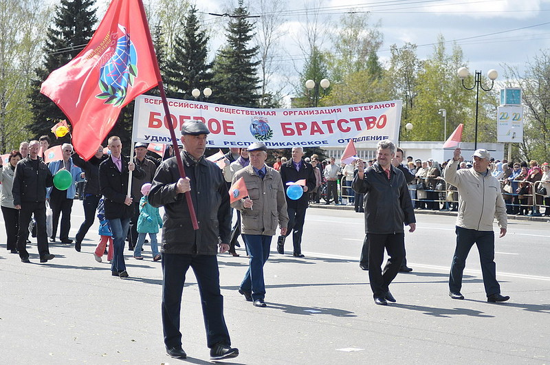 click for enlarge 1000 X 664 250,5 Kb picture