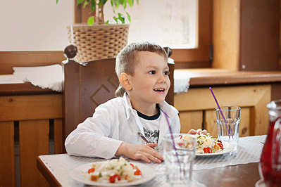 click for enlarge 900 X 599 686,6 Kb picture