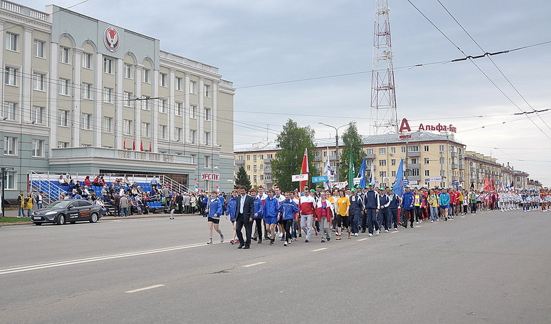 click for enlarge 1000 X 588 182,2 Kb picture