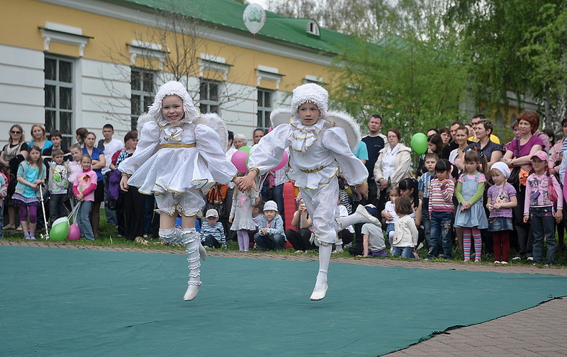 click for enlarge 1000 X 630 204,6 Kb picture