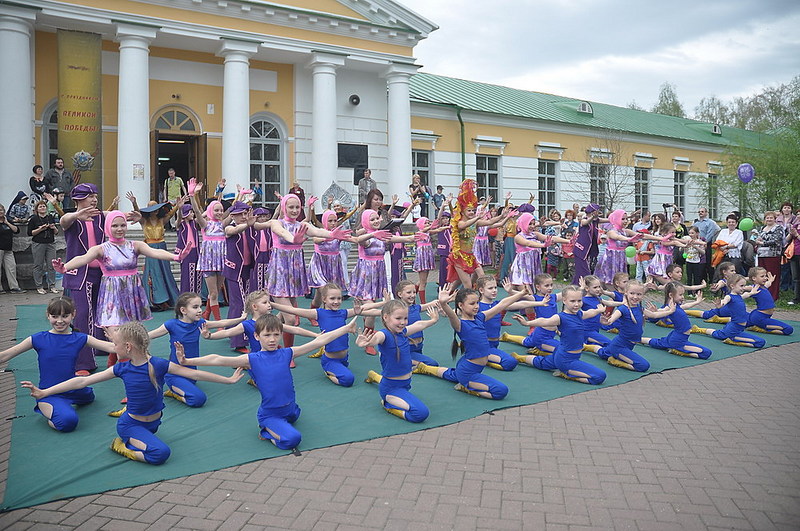 click for enlarge 1000 X 664 238,8 Kb picture