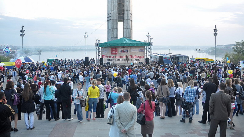 click for enlarge 1000 X 561 189,8 Kb picture