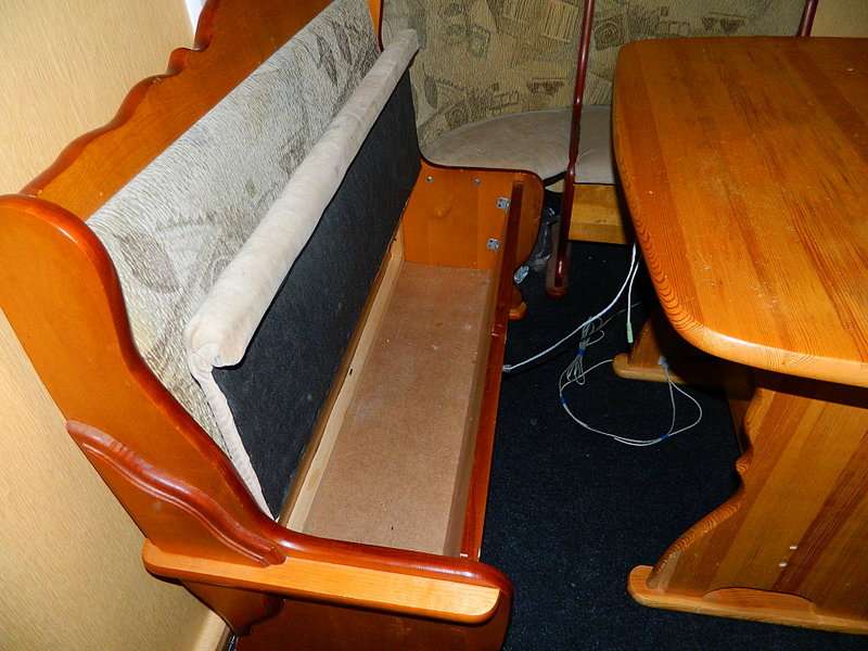 click for enlarge 1920 X 1440 516,0 Kb picture