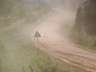 click for enlarge 640 X 480  39,2 Kb picture