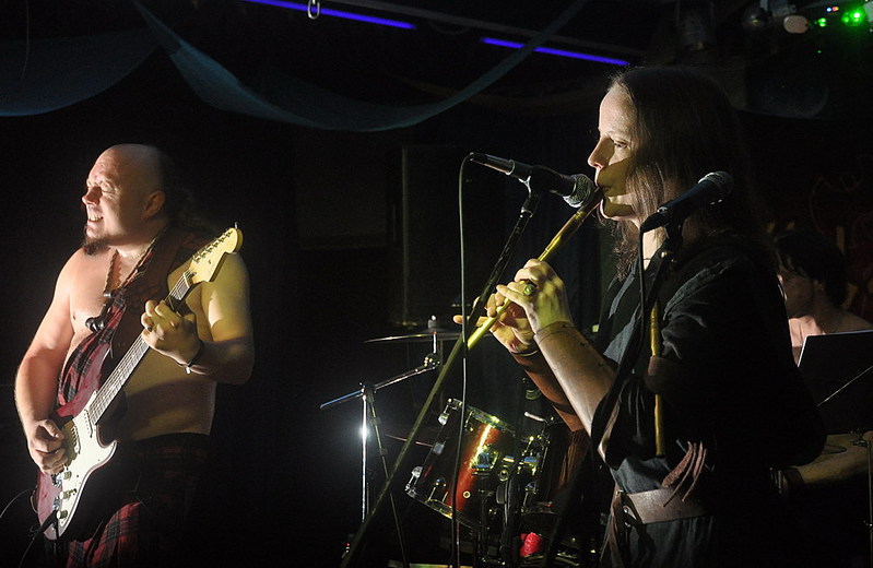 click for enlarge 1000 X 651 135,4 Kb picture