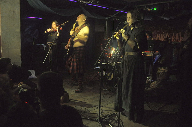 click for enlarge 1000 X 664 149,6 Kb picture