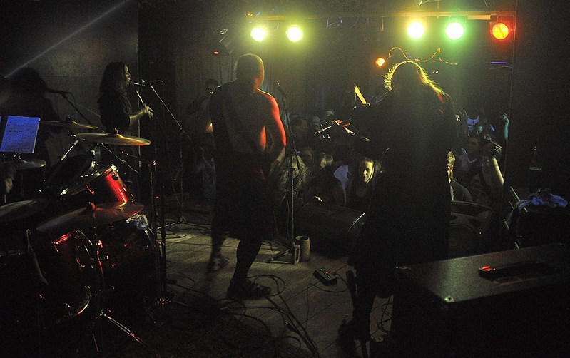 click for enlarge 1000 X 628 143,3 Kb picture