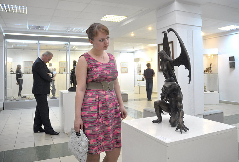 click for enlarge 1000 X 680 154.5 Kb picture