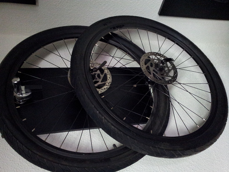 click for enlarge 1920 X 1440 169.1 Kb picture