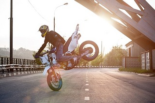 click for enlarge 600 X 400  75.2 Kb picture