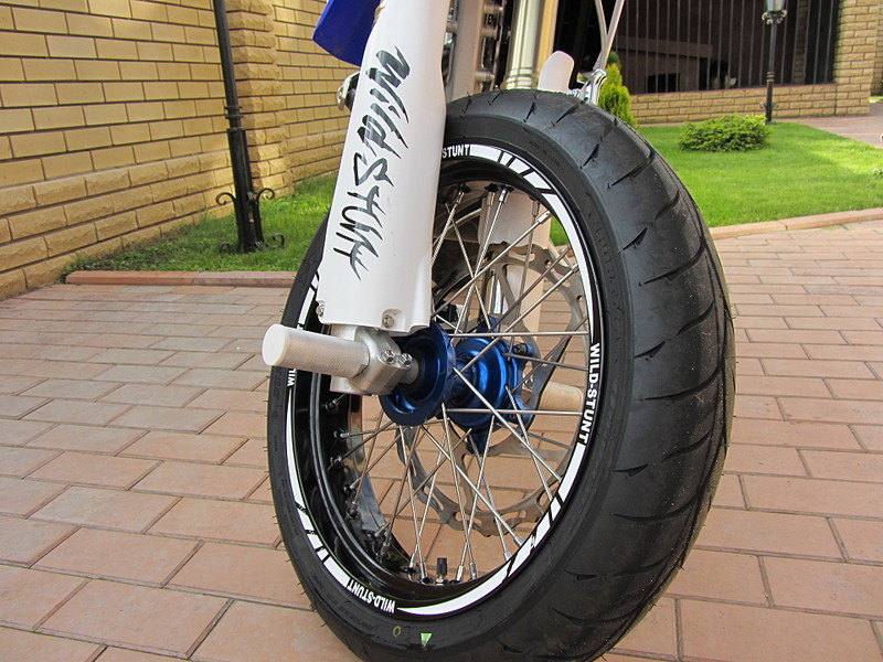 click for enlarge 1920 X 1440 594.3 Kb picture