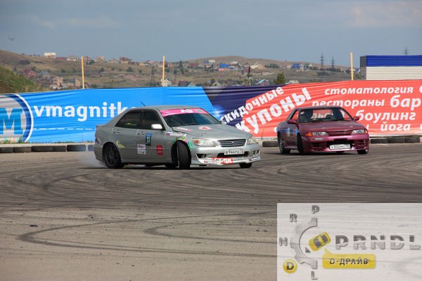 600 x 400