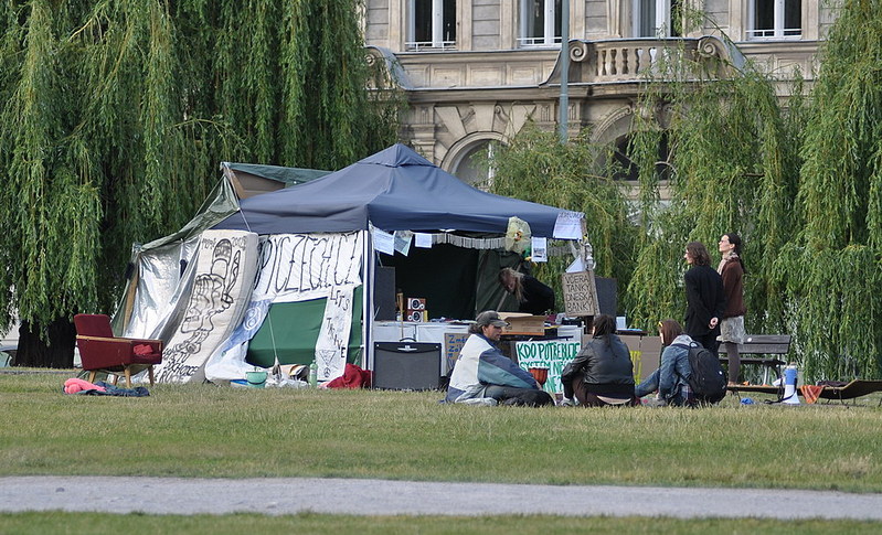 click for enlarge 1000 X 607 249.9 Kb picture