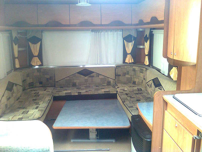 click for enlarge 1600 X 1200 157.2 Kb picture