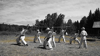 click for enlarge 448 X 252  95.8 Kb picture