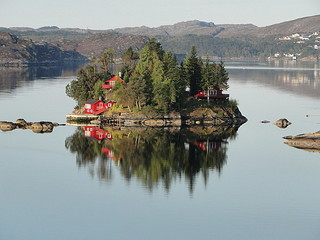 click for enlarge 600 X 450 62.2 Kb picture